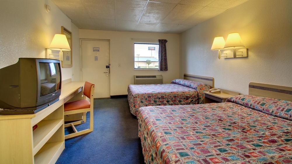 Motel 6-Salina, Ks מראה חיצוני תמונה