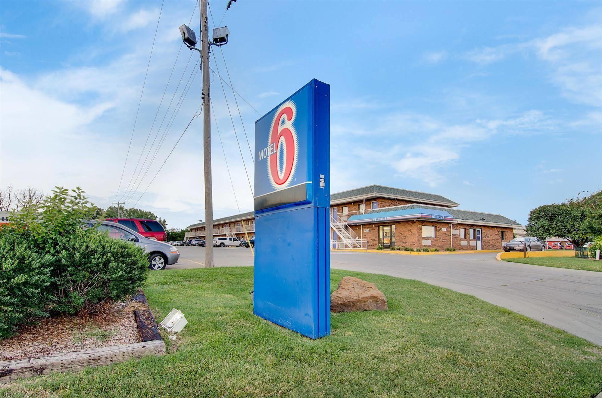 Motel 6-Salina, Ks מראה חיצוני תמונה