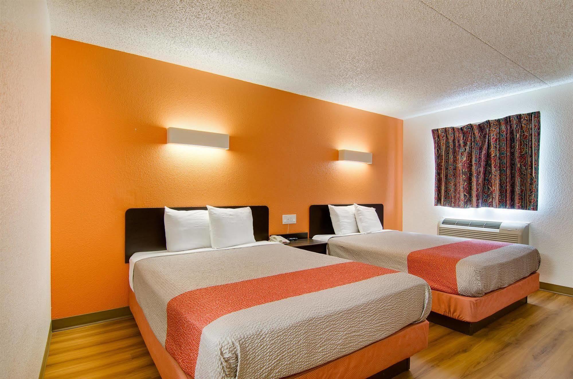 Motel 6-Salina, Ks מראה חיצוני תמונה